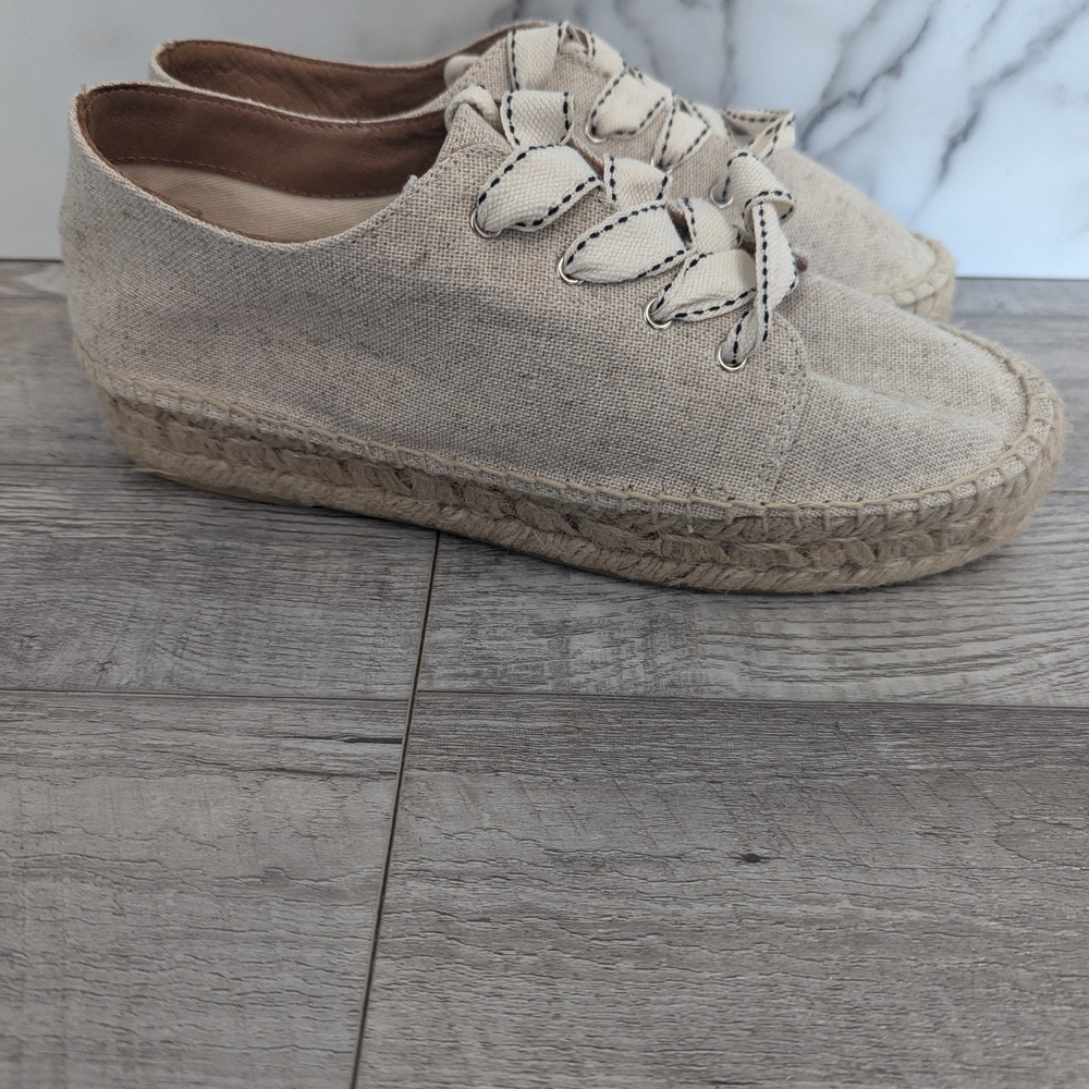 Women's Cream Sneakers